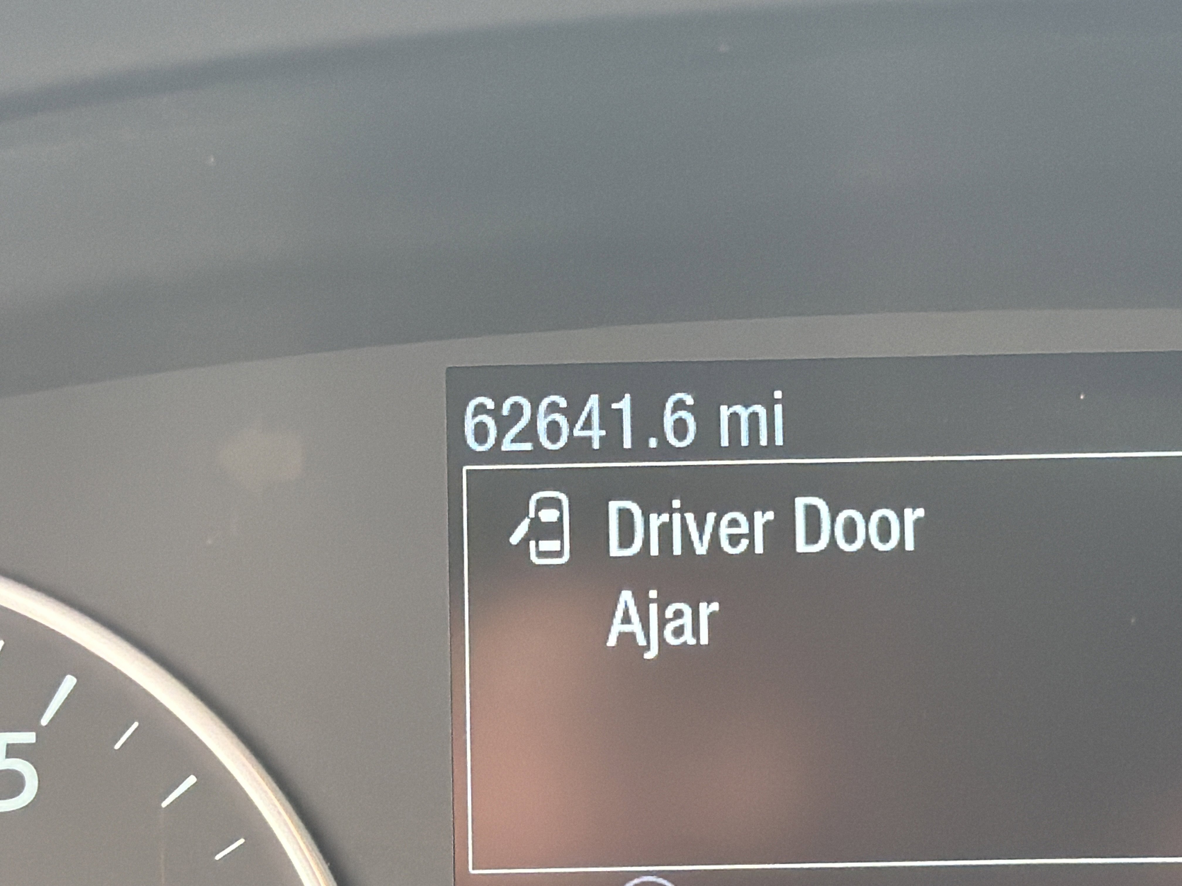 Certified 2019 Ford EcoSport SE w/ SE Convenience Package AWD/4WD image 21