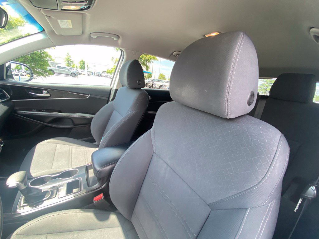 Used 2020 Kia Sorento L FWD image 21