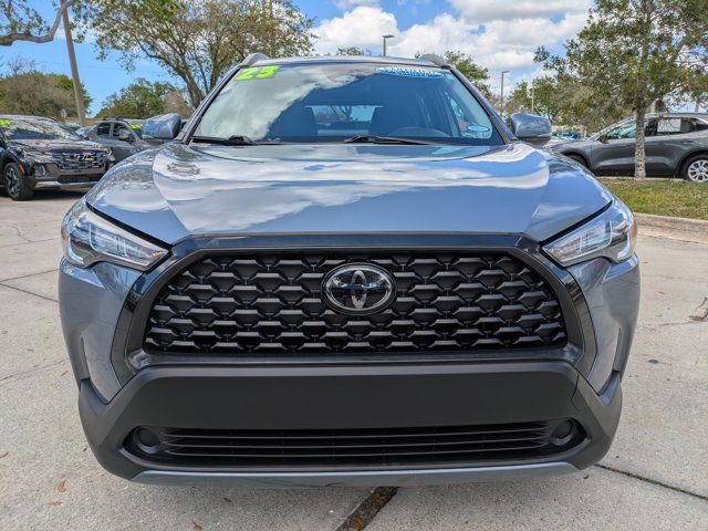 Used 2023 Toyota Corolla Cross LE w/ Moonroof Package image 8