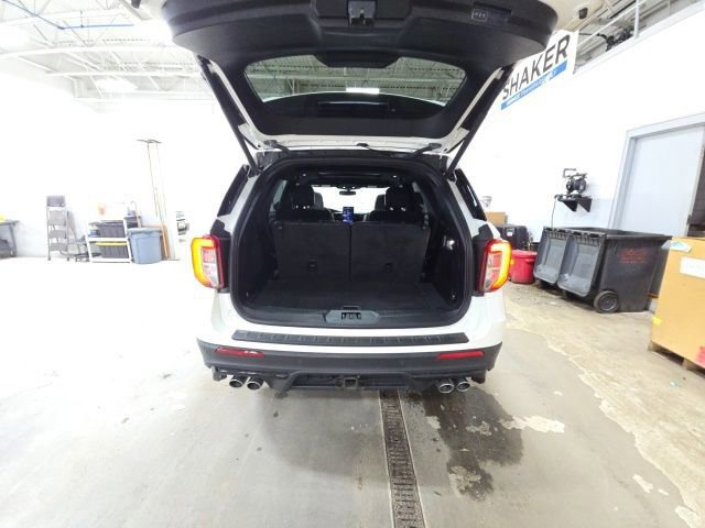 Certified 2022 Ford Explorer ST w/ Equipment Group 401A image 15