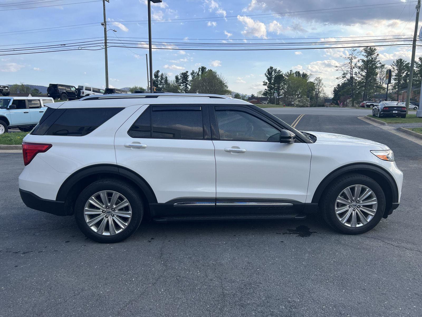 Certified 2020 Ford Explorer Limited image 6