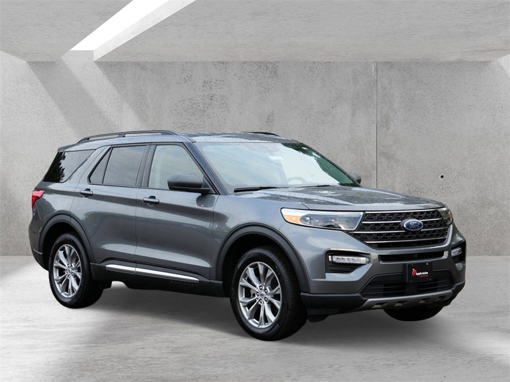 Certified 2022 Ford Explorer XLT w/ Equipment Group 202A