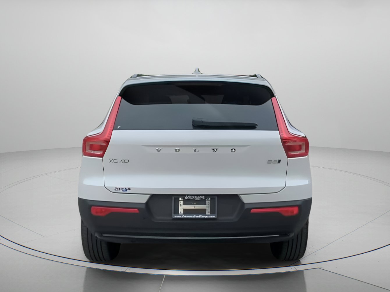 Used 2026 Volvo XC40 B5 Plus AWD/4WD image 24