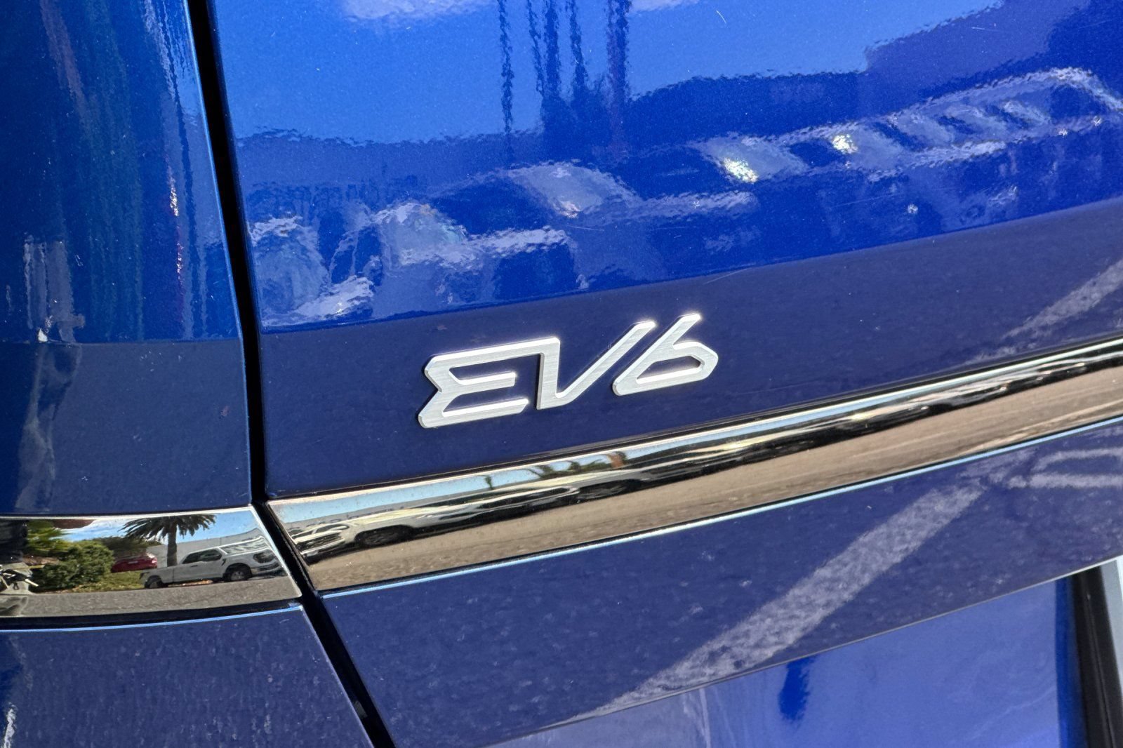 Used 2023 Kia EV6 GT-Line w/ GT-Line Suede Seat Package RWD image 29