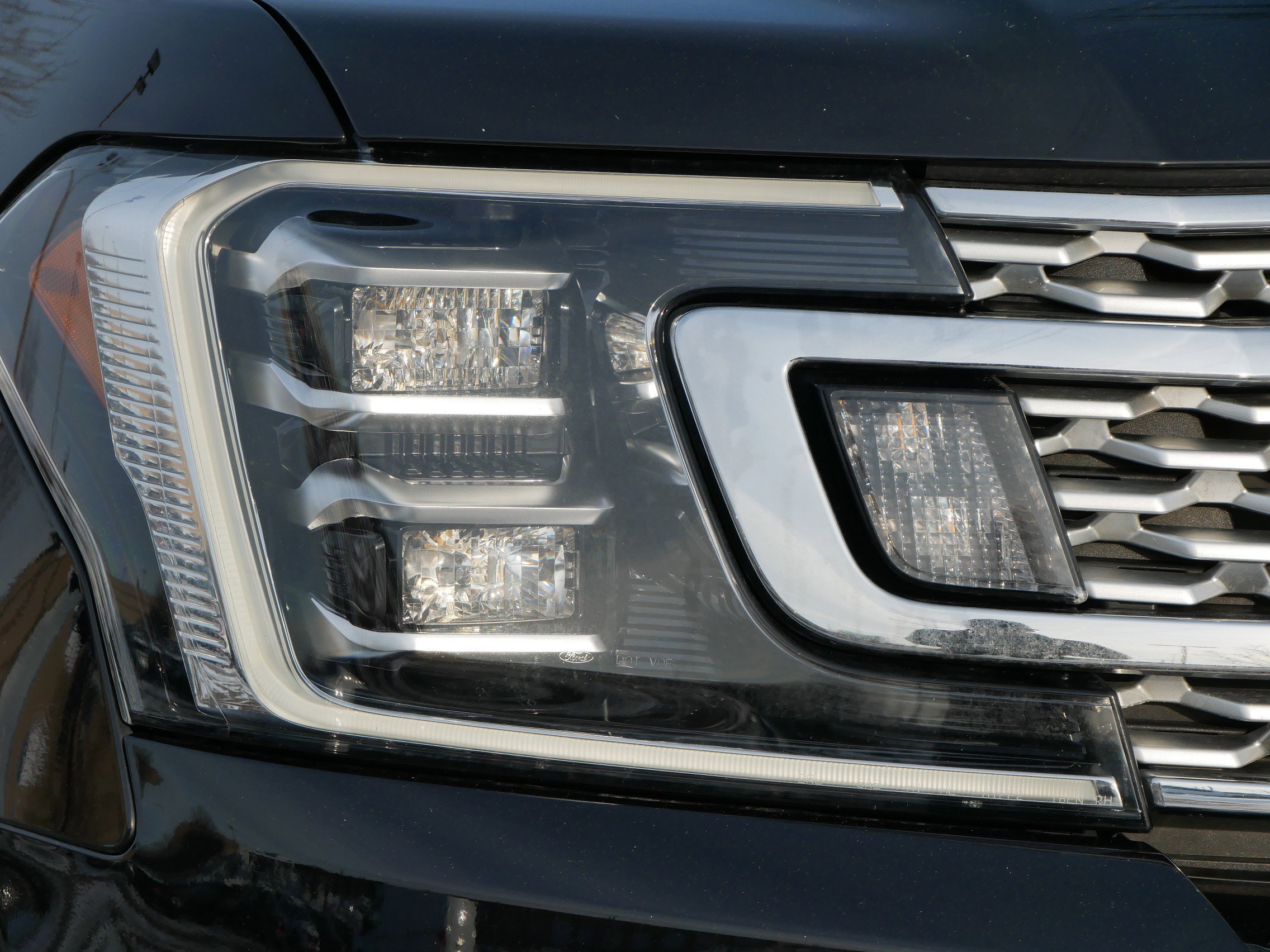 Certified 2019 Ford Expedition Platinum image 9