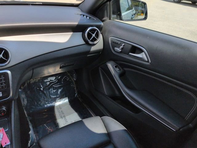 Used 2020 Mercedes-Benz GLA 250 image 16