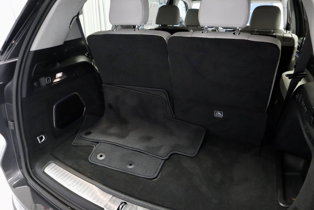 Used 2023 Jeep Grand Cherokee L Overland image 14