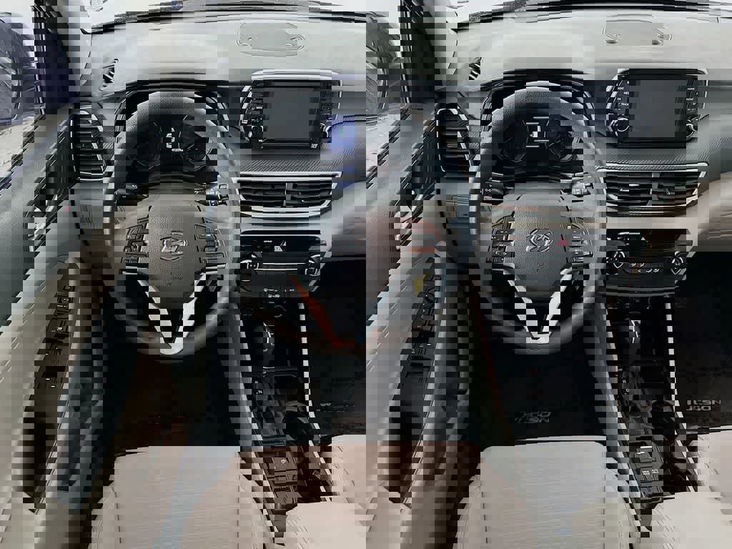 Used 2020 Hyundai Tucson SE image 13