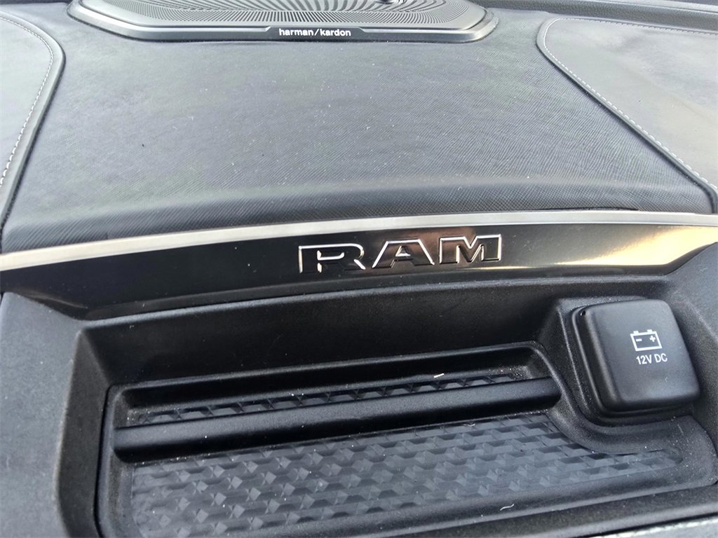 Used 2020 RAM 3500 Limited image 15