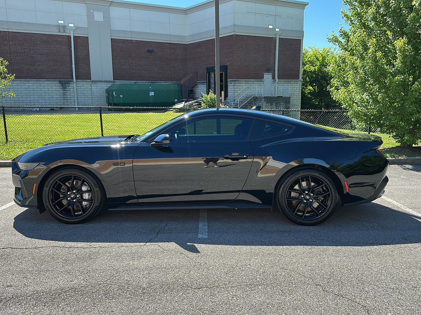 Certified 2025 Ford Mustang GT Premium RWD image 2