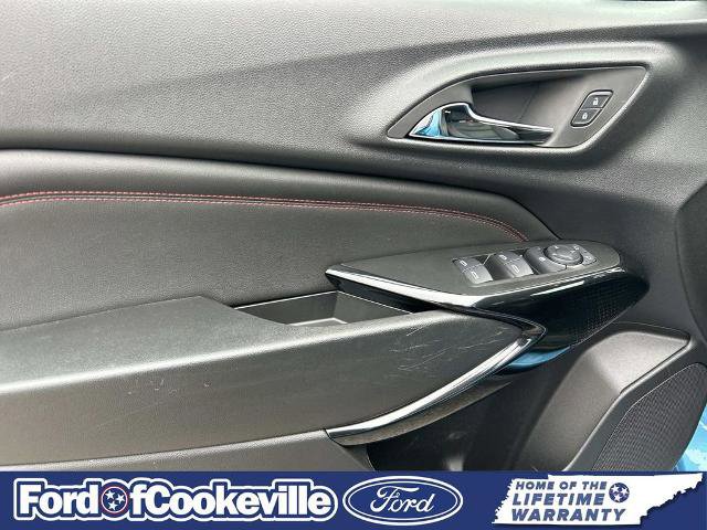 Used 2025 Chevrolet Trax RS w/ Driver Confidence Package image 22