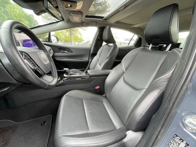 Used 2025 Toyota Prius Limited w/ Limited Premium Package FWD image 22