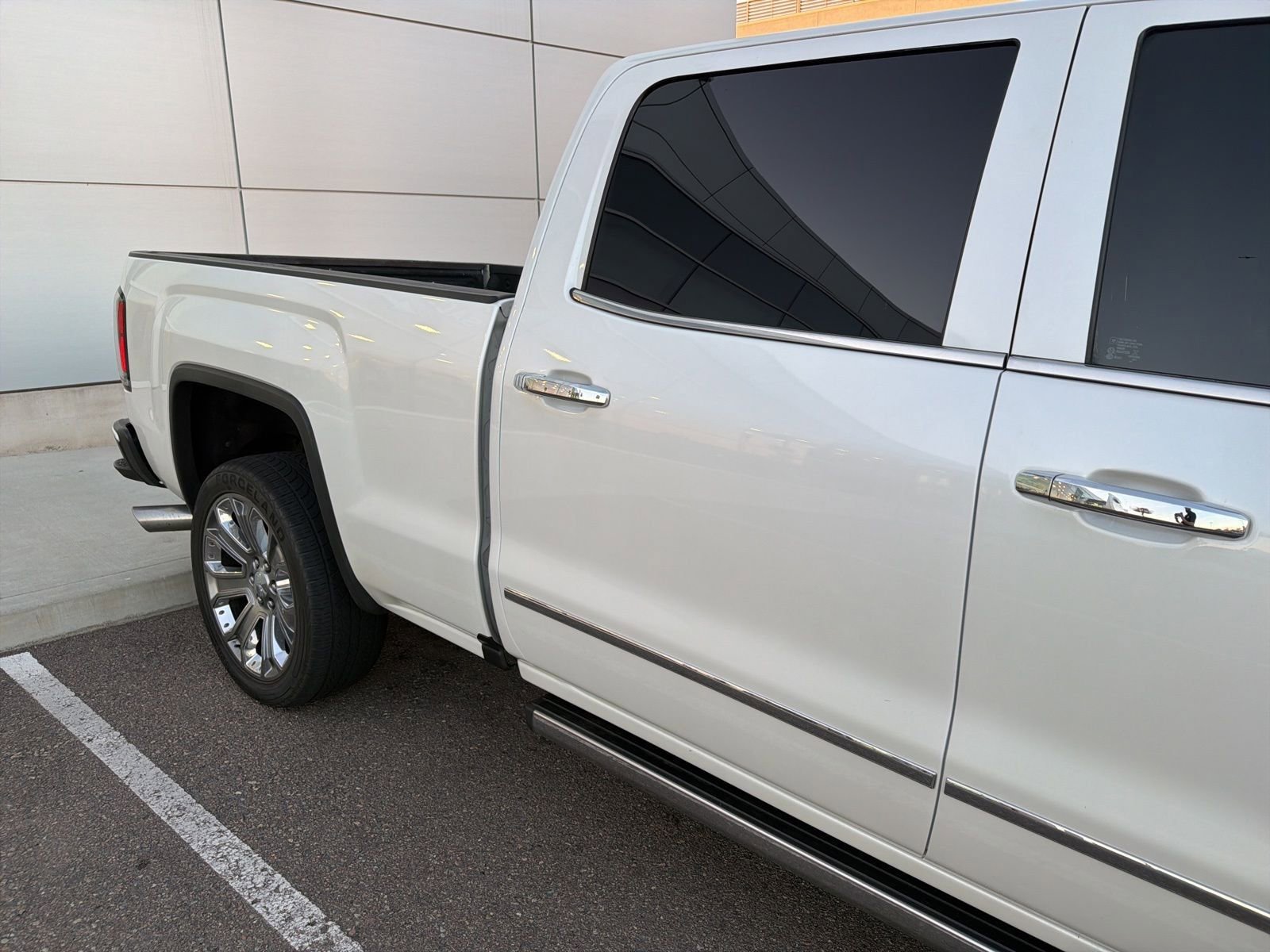 Used 2017 GMC Sierra 1500 Denali w/ Denali Ultimate Package image 3