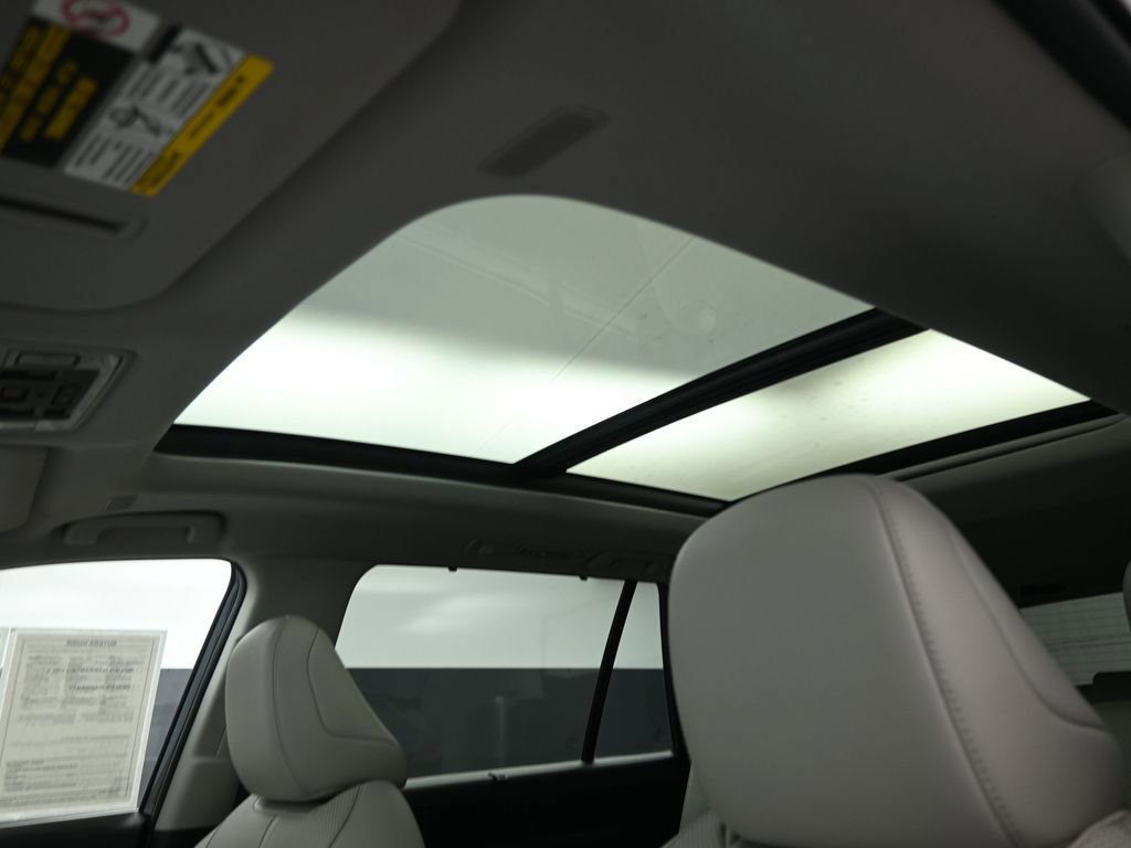 Used 2024 Toyota Grand Highlander Limited image 43