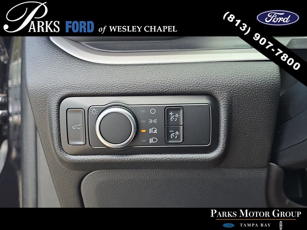 Certified 2024 Ford Explorer XLT image 26