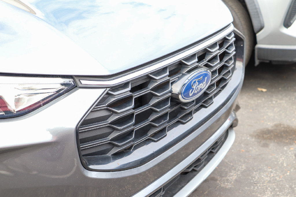 Certified 2023 Ford Escape ST-Line FWD image 4