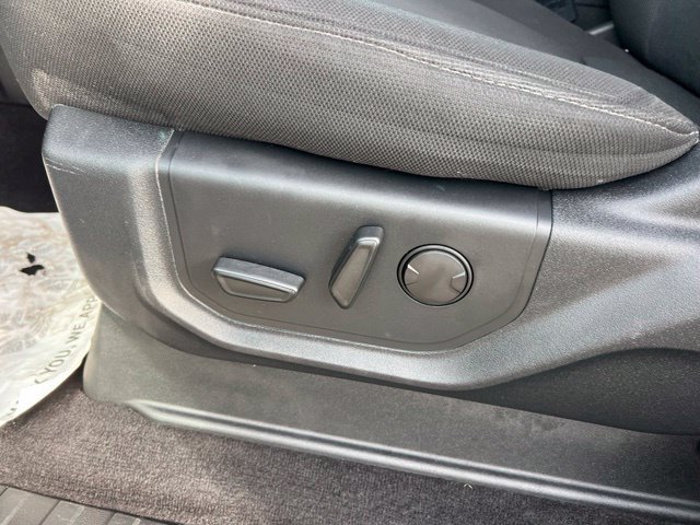 Certified 2019 Ford F150 XLT w/ Equipment Group 302A Luxury AWD/4WD image 19