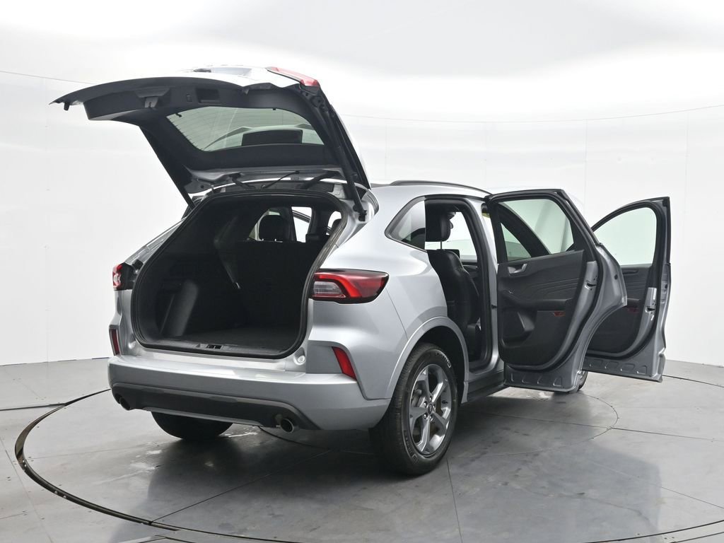 Certified 2024 Ford Escape ST-Line AWD/4WD image 24