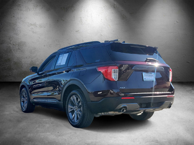 Certified 2022 Ford Explorer XLT w/ Equipment Group 202A RWD image 4