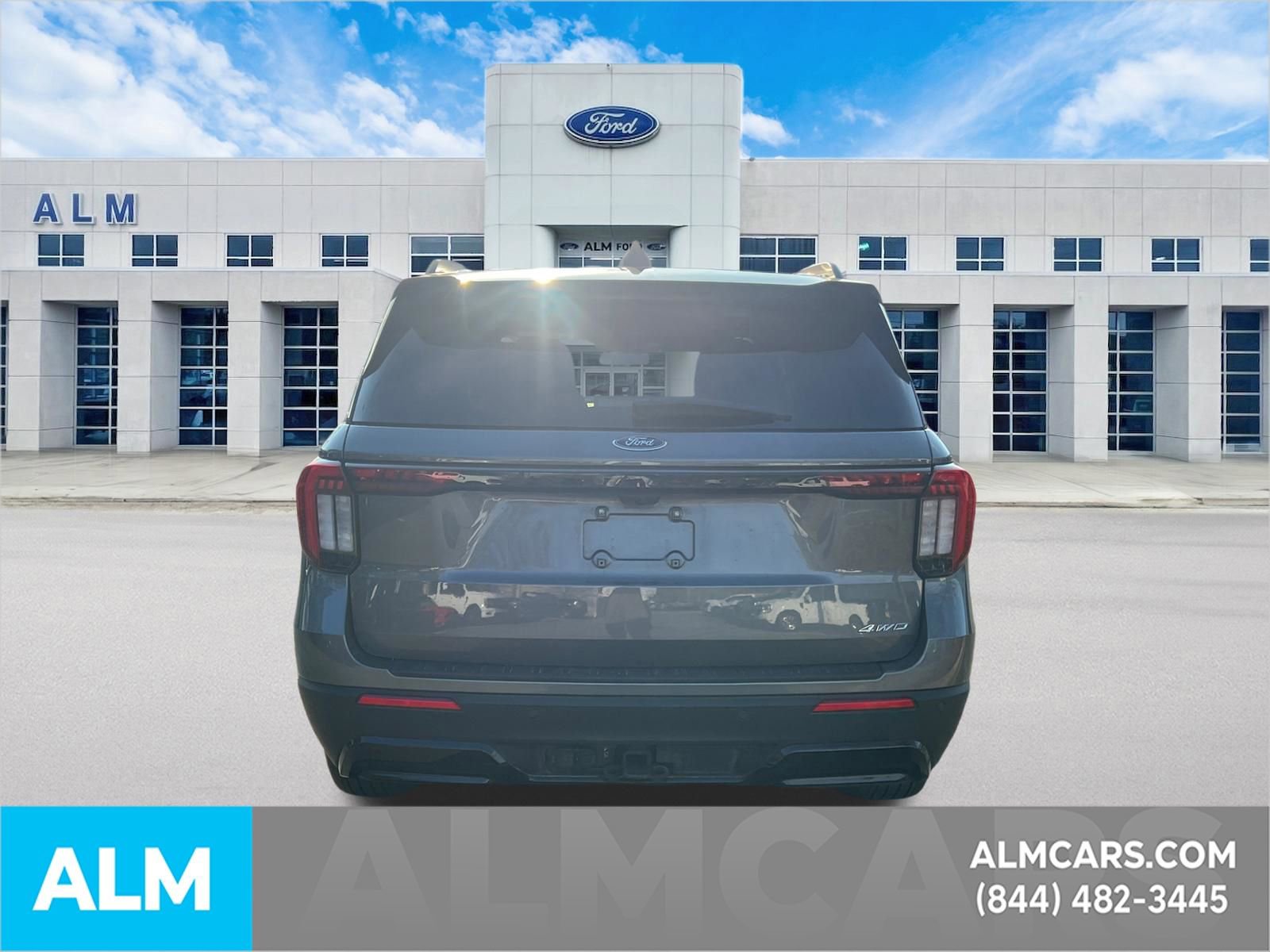 Certified 2025 Ford Explorer ST-Line AWD/4WD image 6