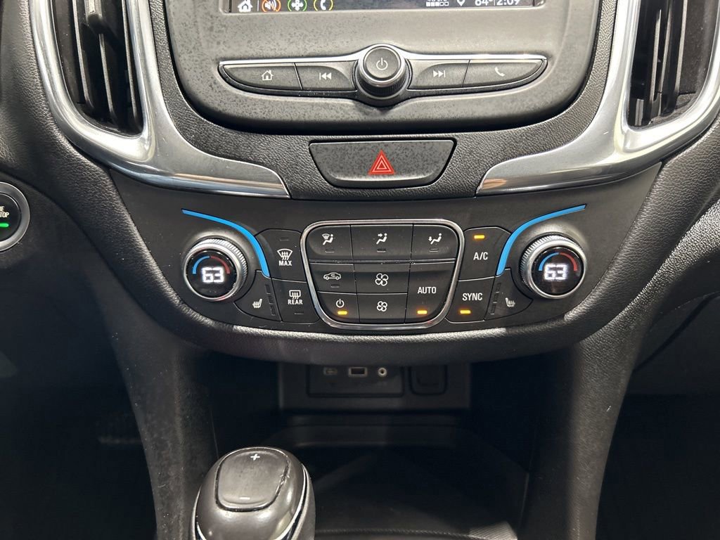 Used 2019 Chevrolet Equinox LT image 24