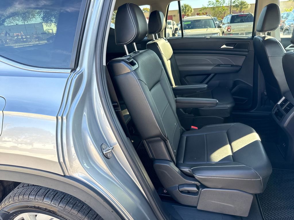 Used 2021 Volkswagen Atlas SE w/ Panoramic Sunroof Package image 26