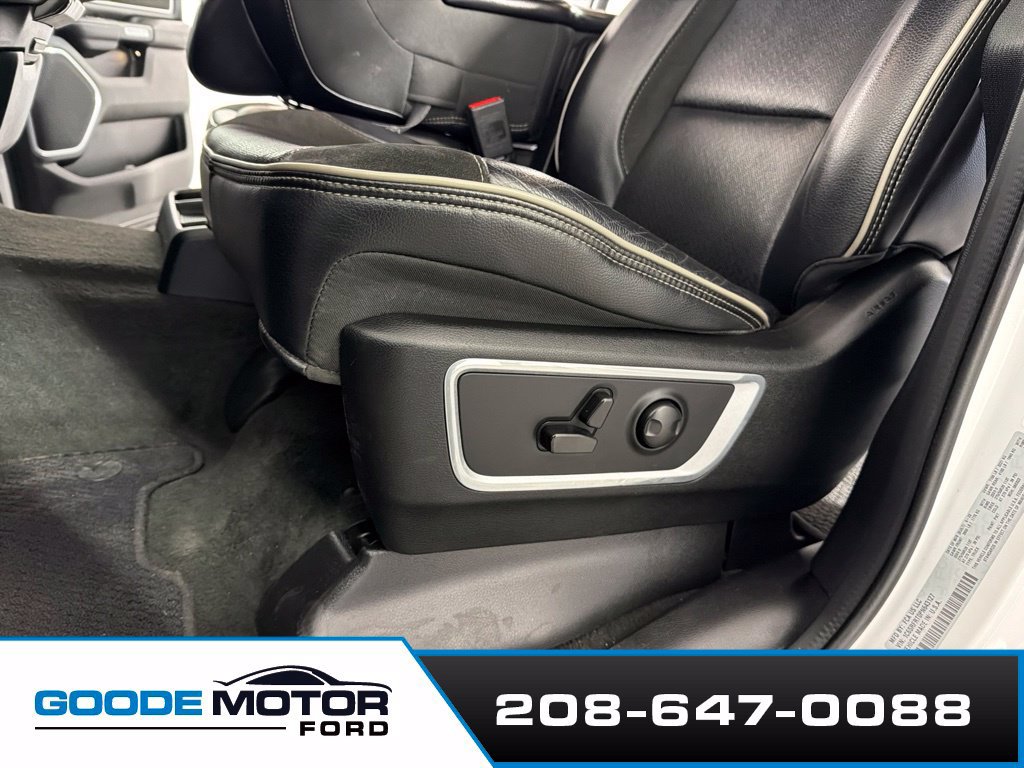 Used 2023 RAM 1500 Laramie AWD/4WD image 12