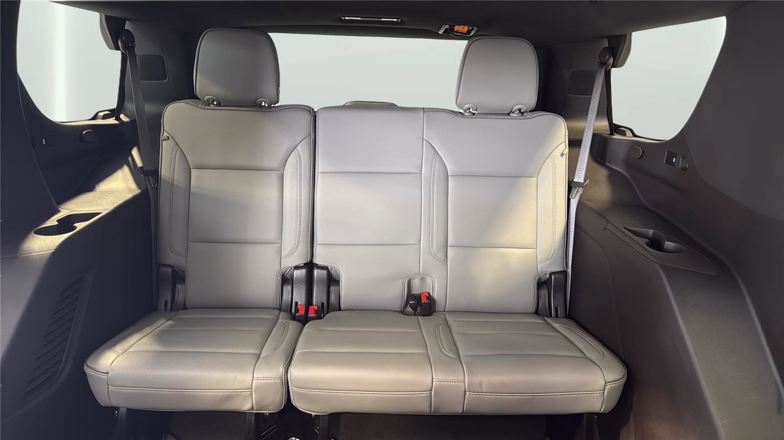 Used 2021 GMC Yukon SLT w/ SLT Premium Package image 26