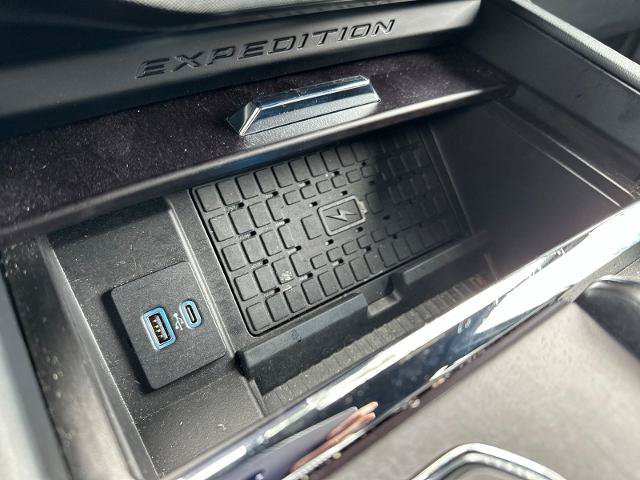 Certified 2024 Ford Expedition Max Platinum AWD/4WD image 18