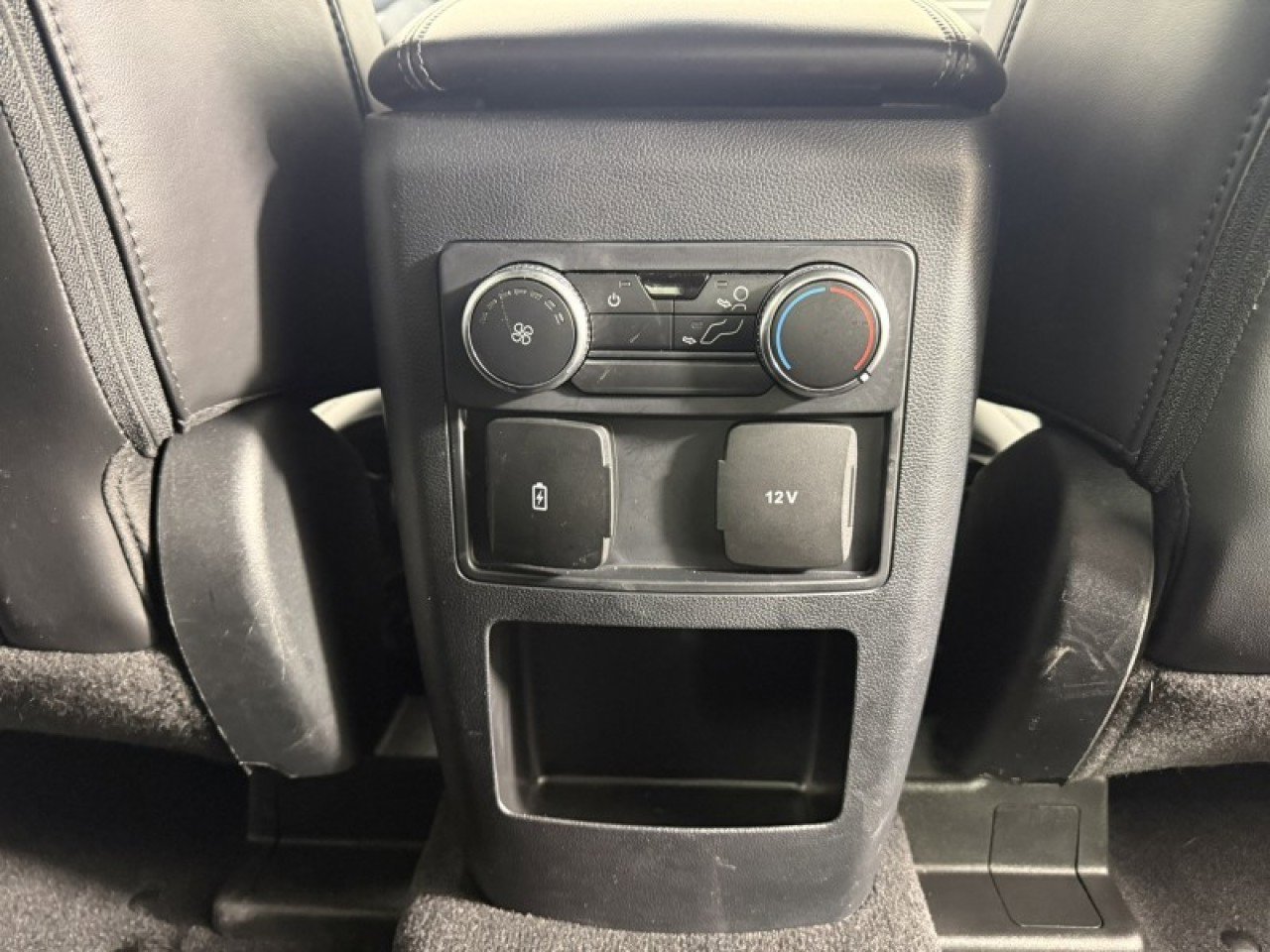 Certified 2021 Ford Explorer XLT w/ Equipment Group 202A image 11