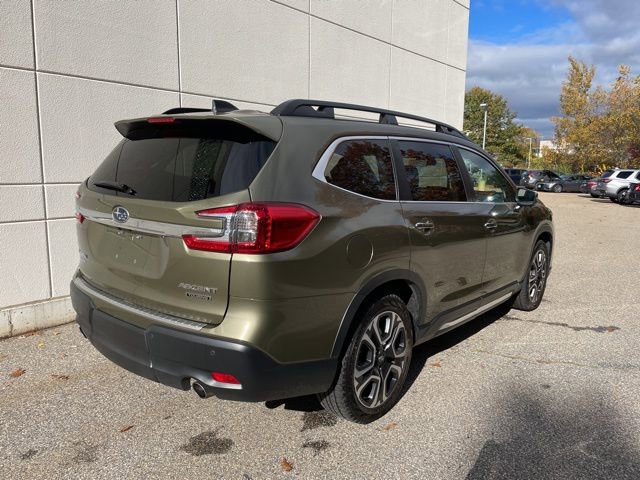 Used 2023 Subaru Ascent Touring image 3