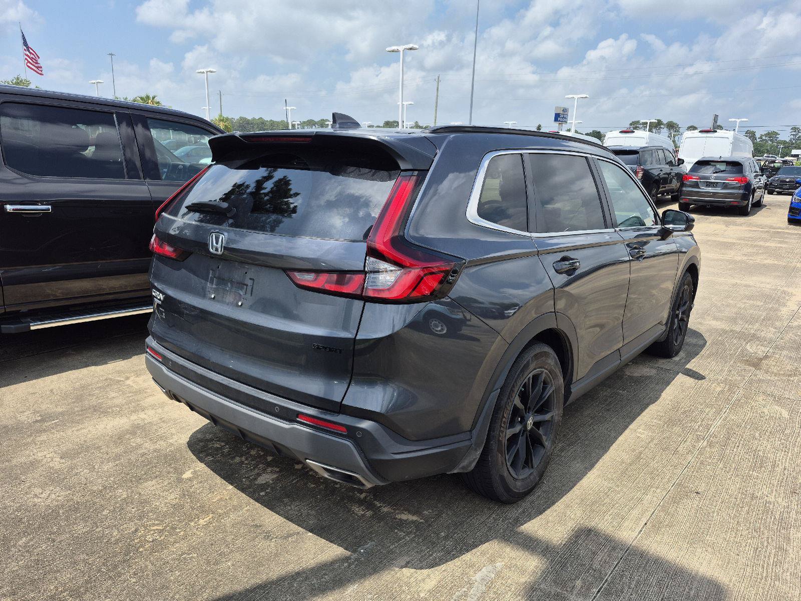 Used 2025 Honda CR-V Sport-L image 3