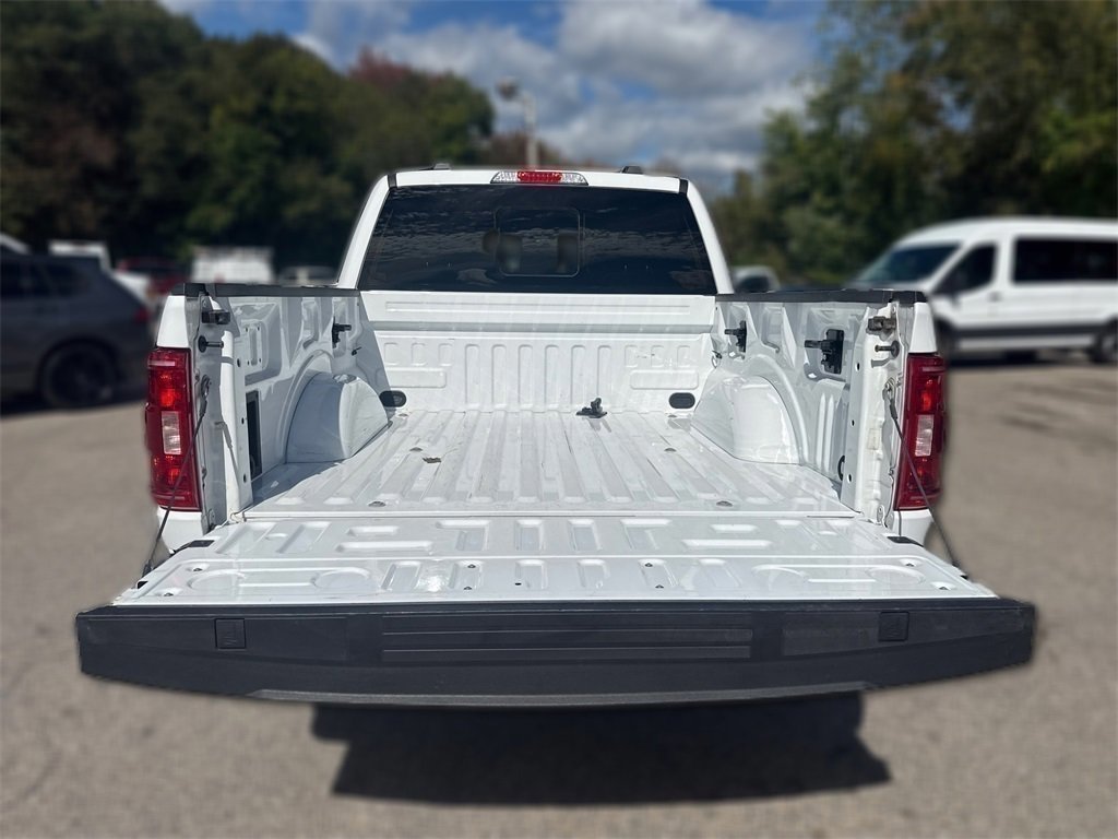 Certified 2022 Ford F150 XLT w/ Equipment Group 302A High image 11