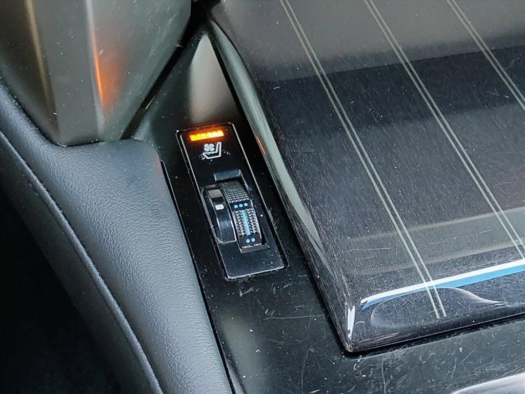 Used 2021 Lexus GX 460 Premium w/ Premium Package AWD/4WD image 22
