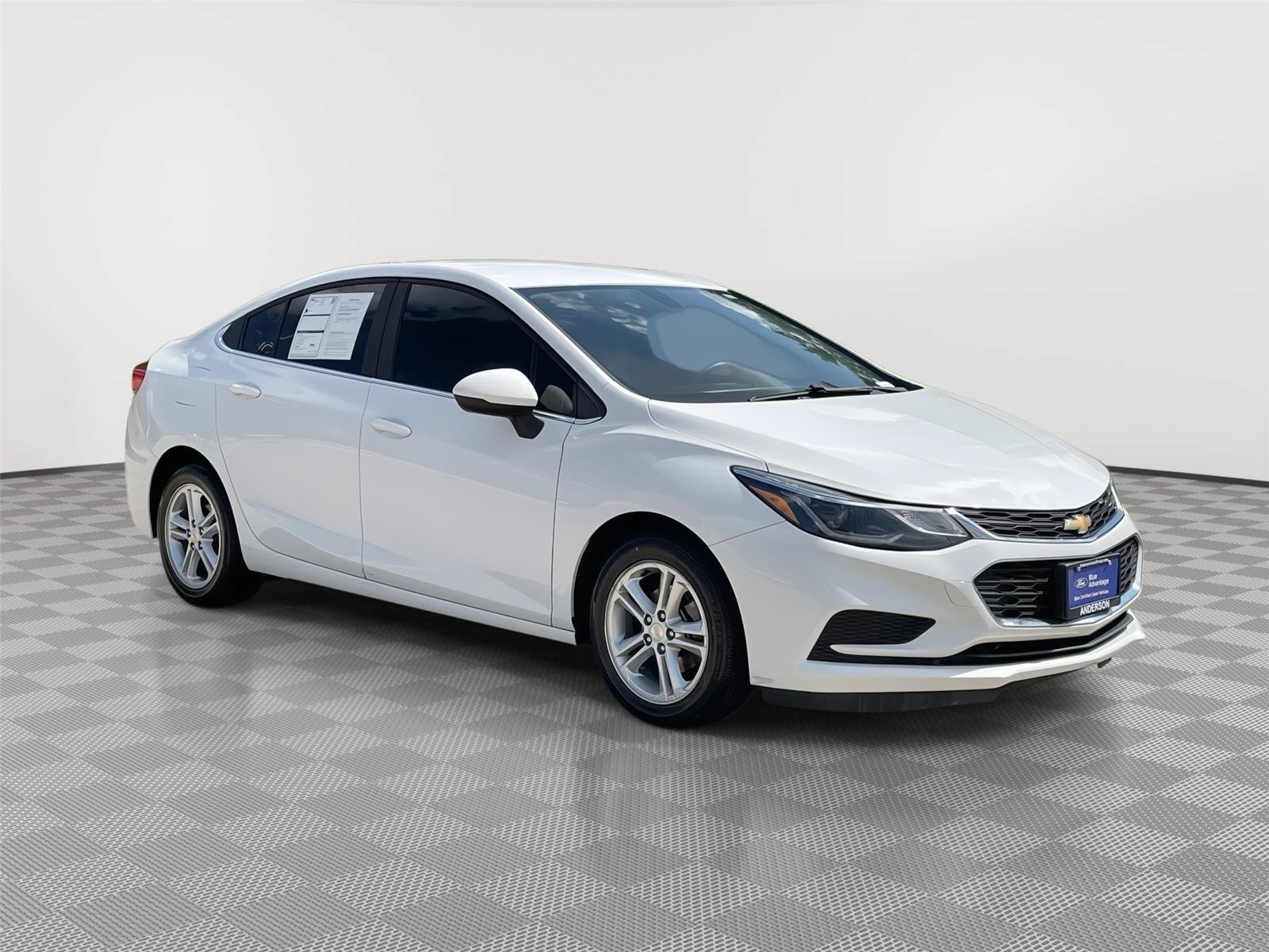 Used 2017 Chevrolet Cruze LT FWD image 5