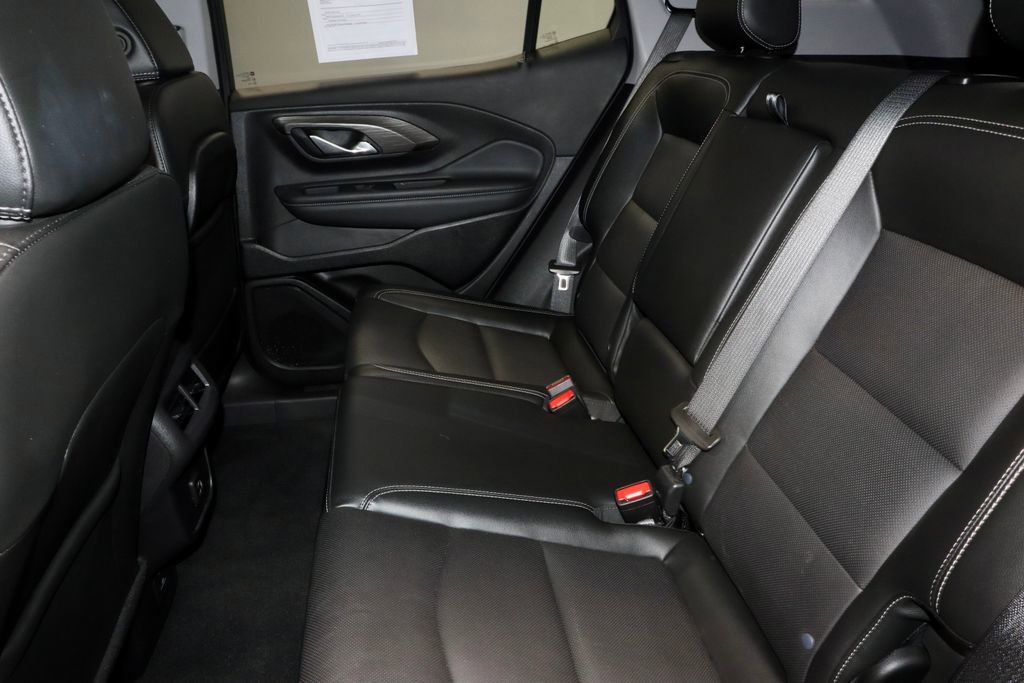 Used 2024 GMC Terrain SLT AWD/4WD image 22