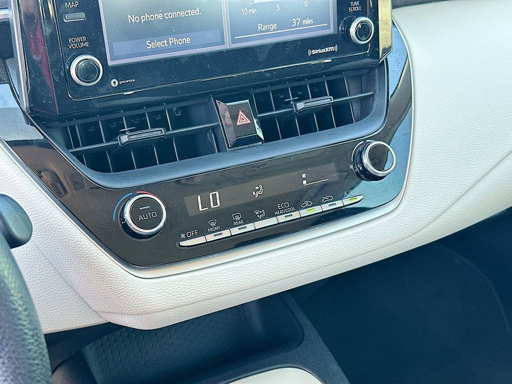 Used 2022 Toyota Corolla LE image 15