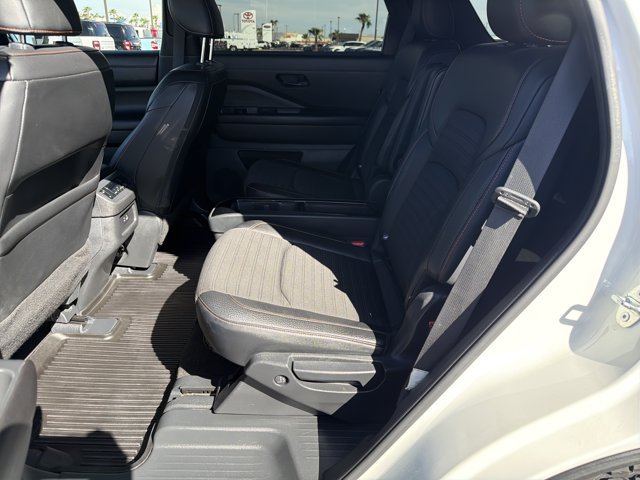 Used 2023 Nissan Pathfinder Rock Creek AWD/4WD image 12