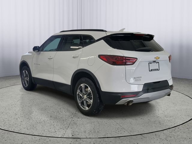 Used 2023 Chevrolet Blazer LT w/ Convenience Package image 2
