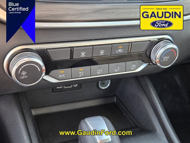 Used 2025 Nissan Altima 2.5 SV FWD image 23