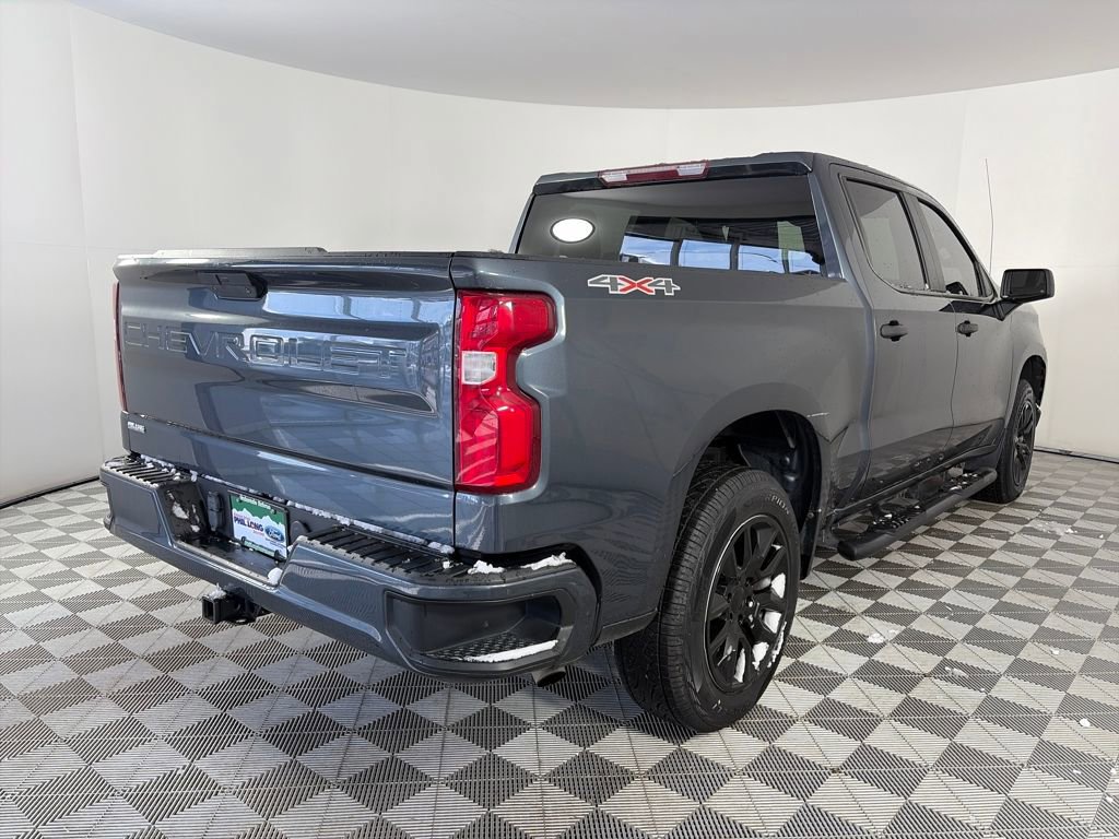 Used 2021 Chevrolet Silverado 1500 Custom w/ LPO, Dark Essentials Package image 5