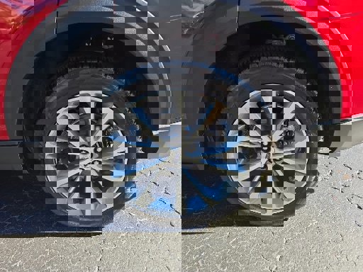 Certified 2025 Ford Explorer Platinum w/ Ultimate Package image 21