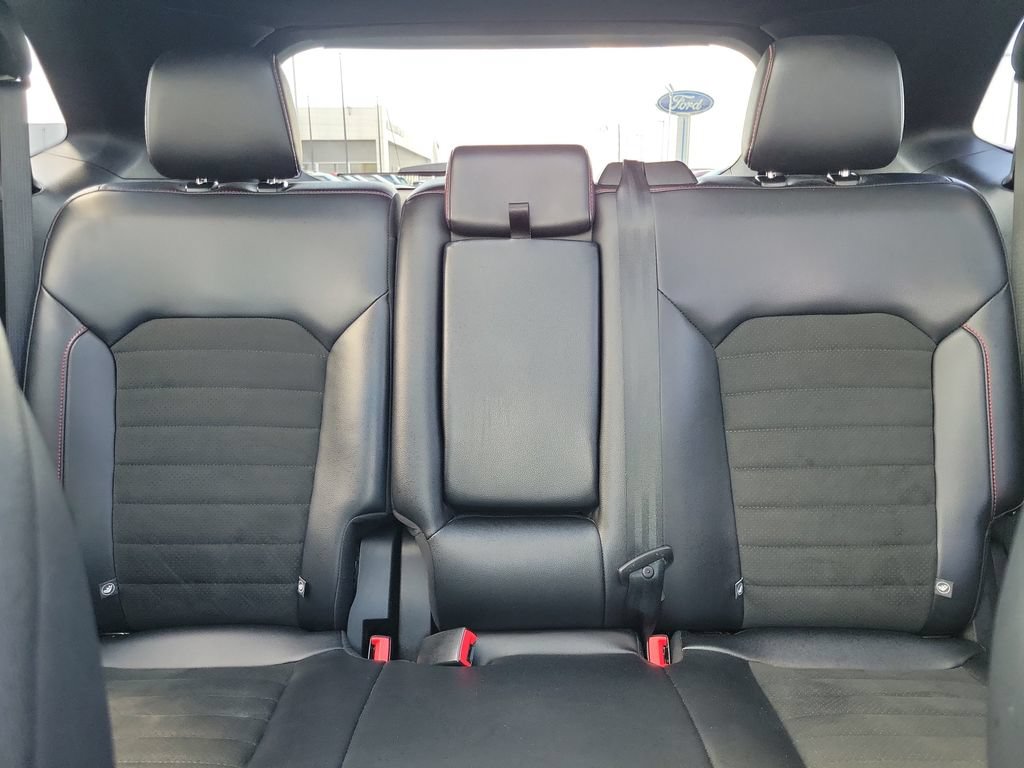Certified 2024 Ford Edge ST-Line AWD/4WD image 17