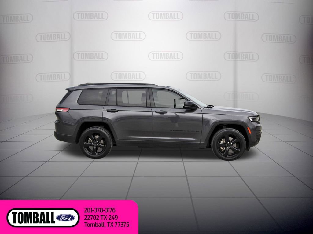Used 2023 Jeep Grand Cherokee L Laredo image 8