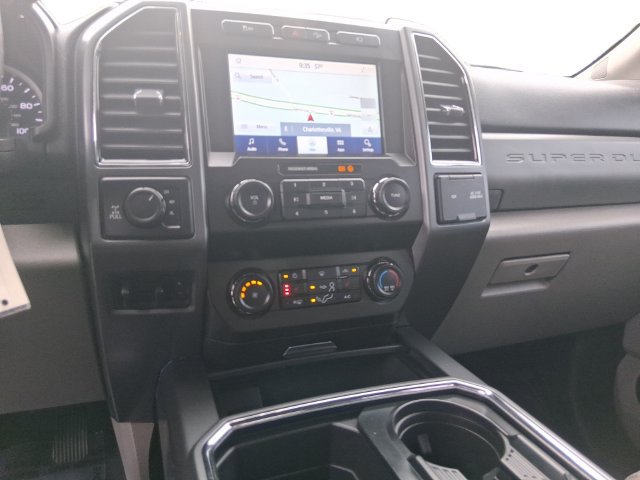 Certified 2021 Ford F250 XLT w/ XLT Premium Package AWD/4WD image 21