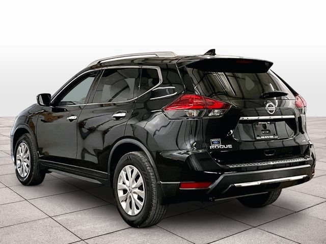 Used 2017 Nissan Rogue S w/ S Appearance Package AWD/4WD image 9