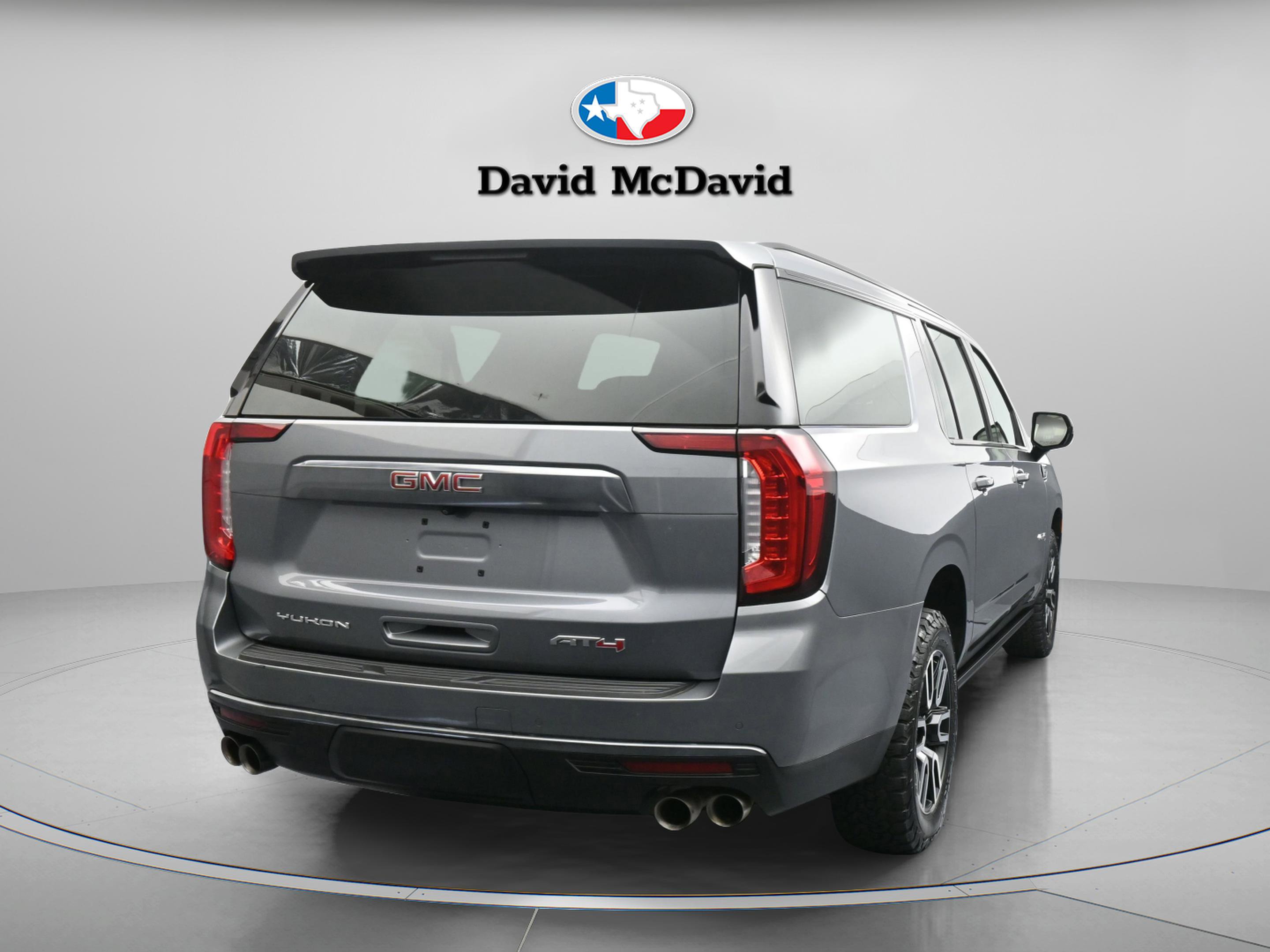 Used 2022 GMC Yukon XL AT4 image 18