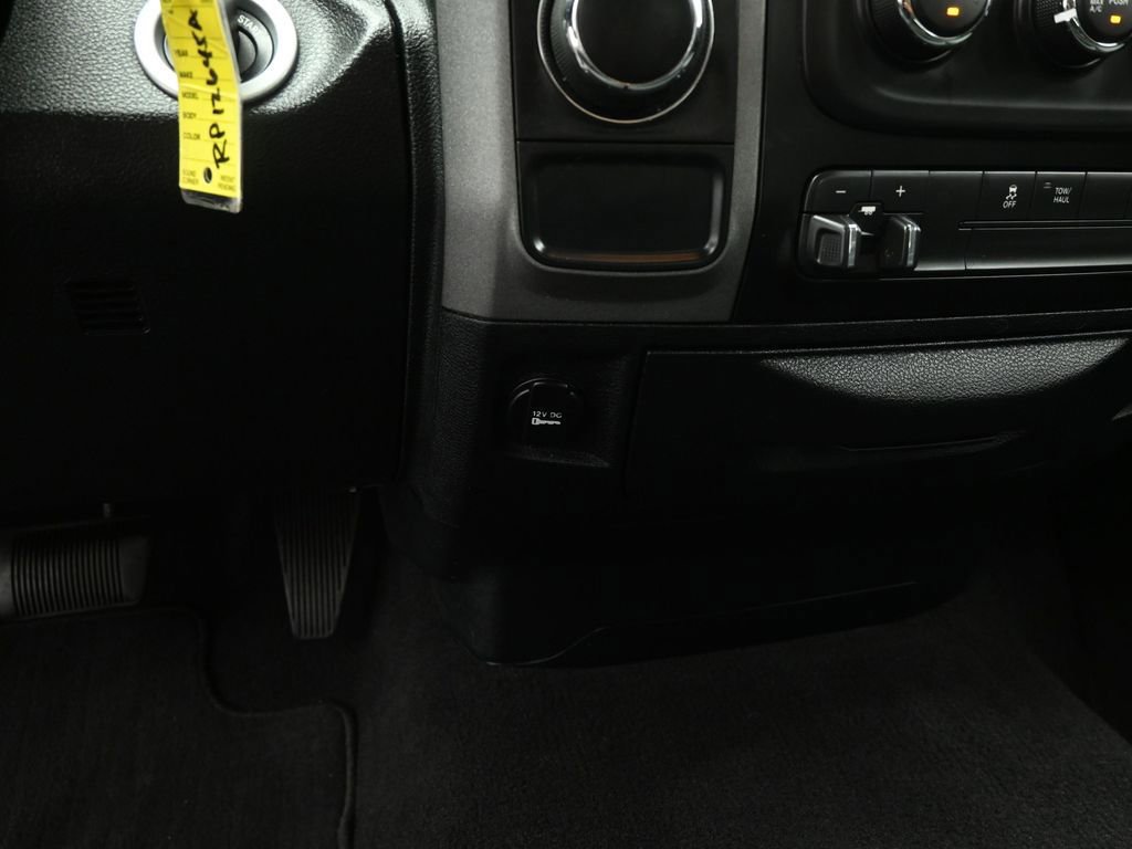 Used 2018 RAM 1500 Express image 43