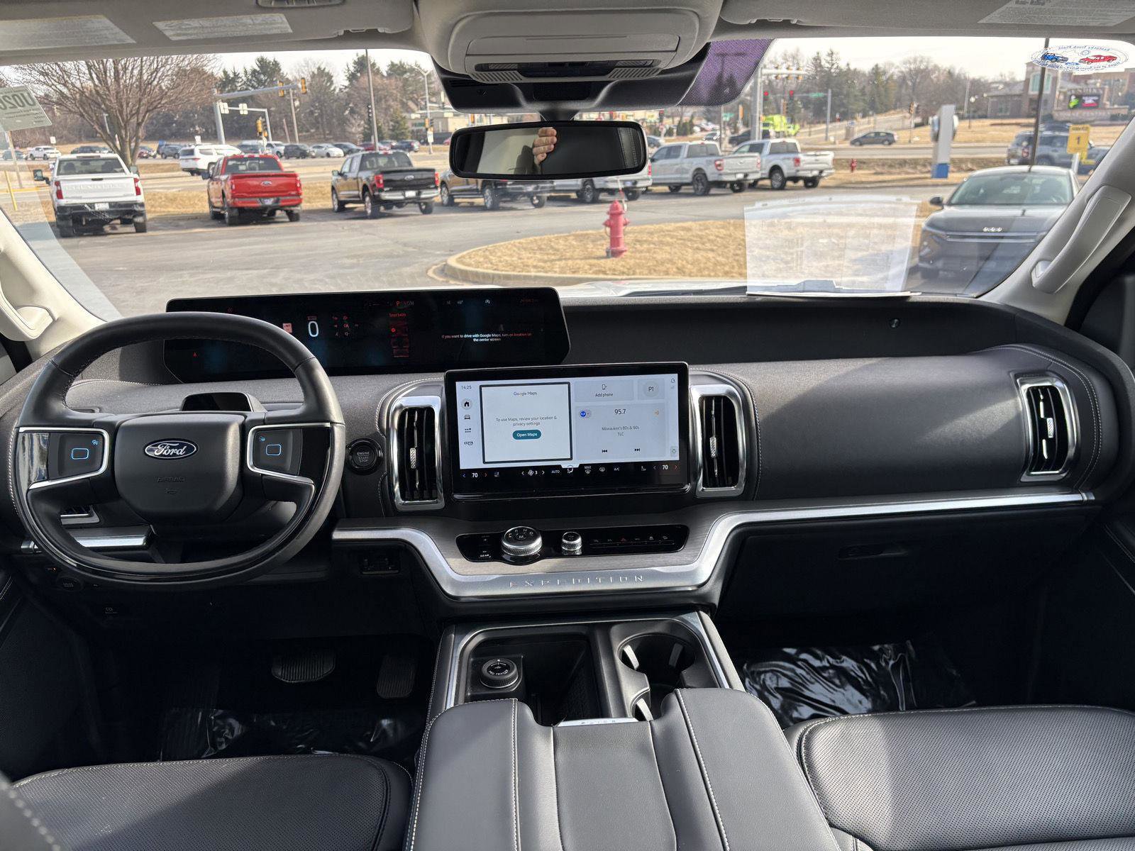 Certified 2025 Ford Expedition Platinum image 8