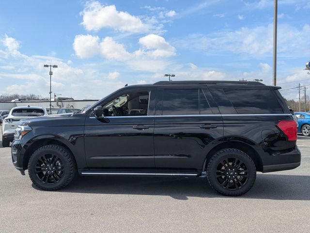 Certified 2022 Ford Expedition XLT image 2